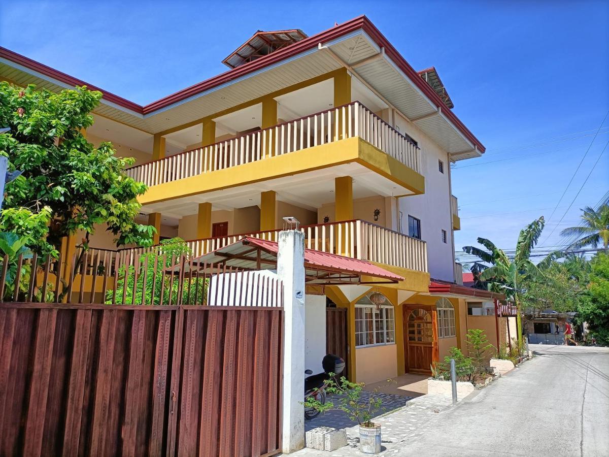 Speed 8 Inn Moalboal Exterior photo